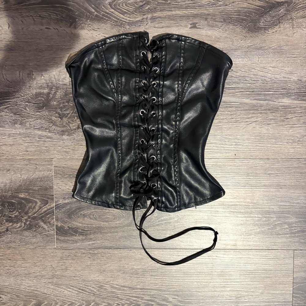 Elegant Black Lace-Up Bustier
